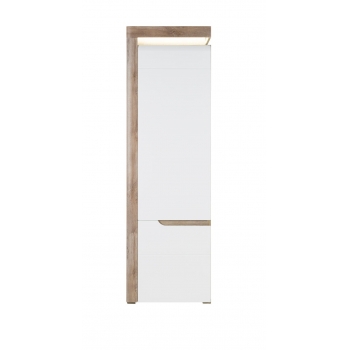 Kapp Irma riiulitega